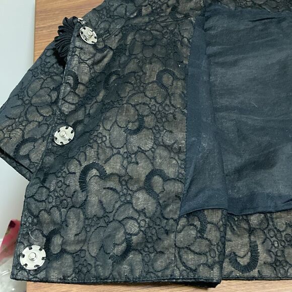 Marc by Marc Jacobs Cropped Lace Swing Jacket in black/dark brown. Size XS. - Picture 7 of 9